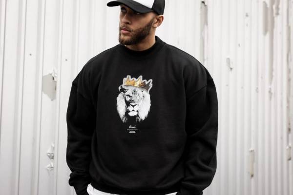 Black Crowned Lion Oversized Sweater - Image 4