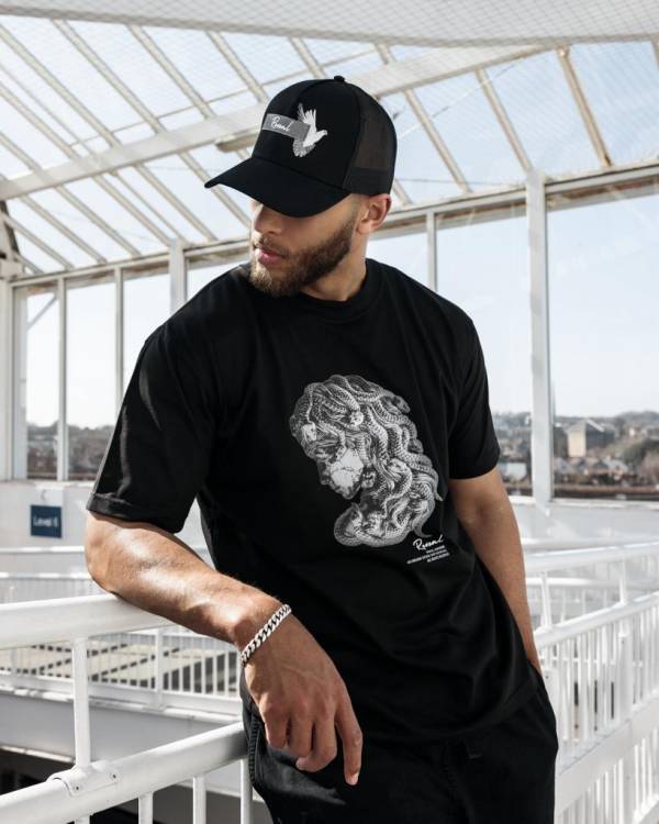 Black Medusa T-Shirt - Image 5